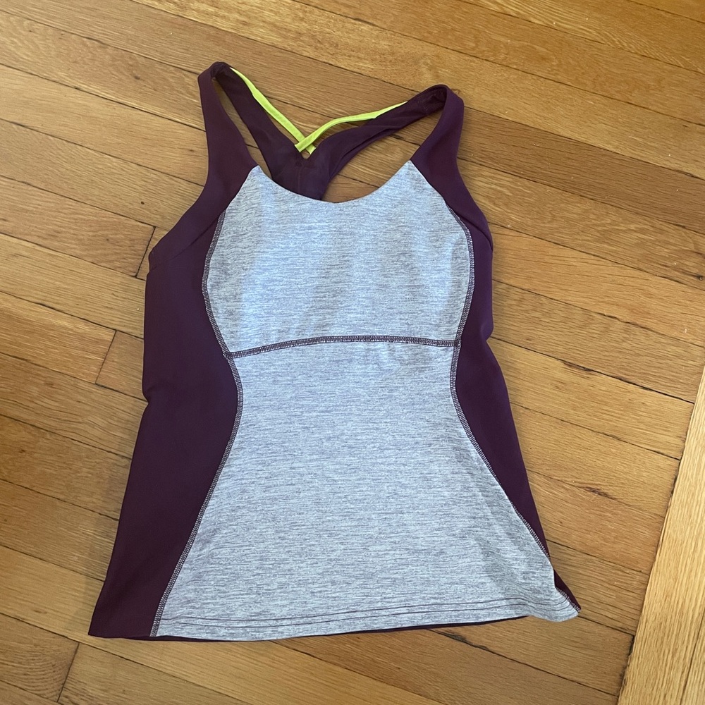 Lucy workout top